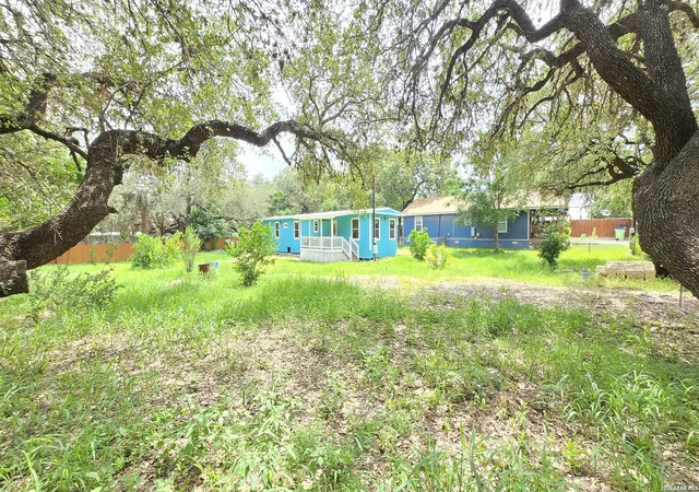 2nd image of 188 Sundown Ln, Poteet, TX 78065 | MLS# 1973535