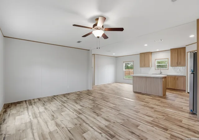 Photo 4 of Sale Pending at 11859 Jarratt Rd, Atascosa, TX 78002 | MLS# 1973543 | Listing updated on 2026-09-21