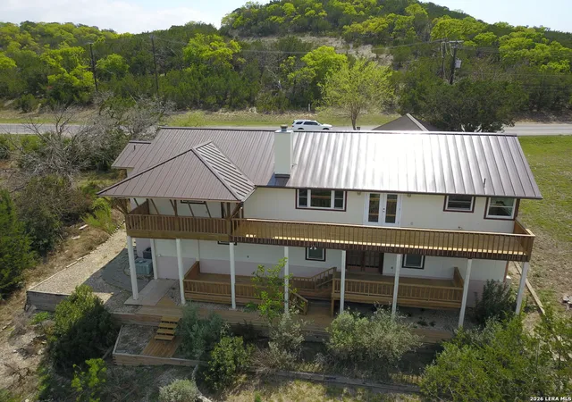 Photo 3 of Single family home for sale at 1208 Cypress Creek Rd, Kerrville, TX 78028 | MLS# 1973586 | Listing updated on 2026-06-18