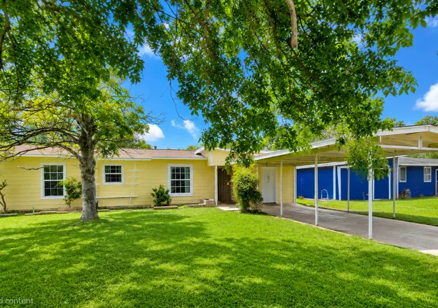 Photo 1 of Sale Pending at 338 Charcliff Dr, San Antonio, TX 78220 | MLS# 1973587 | Listing updated on 2026-07-29