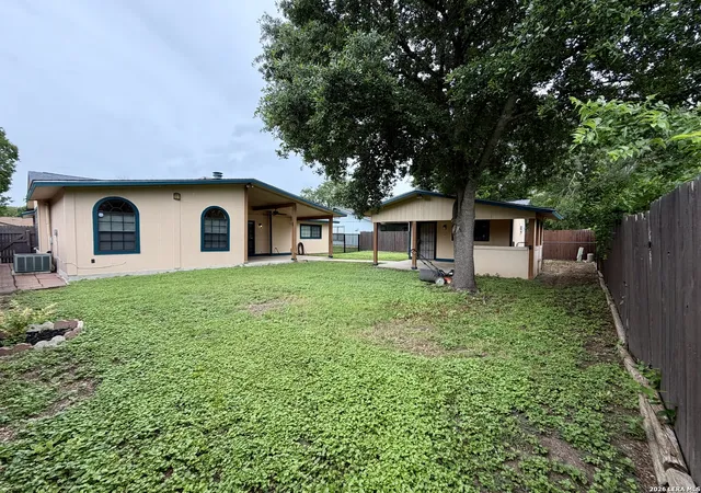 49th image of 931 Hayloft Ln, San Antonio, TX 78245 | MLS# 1973592
