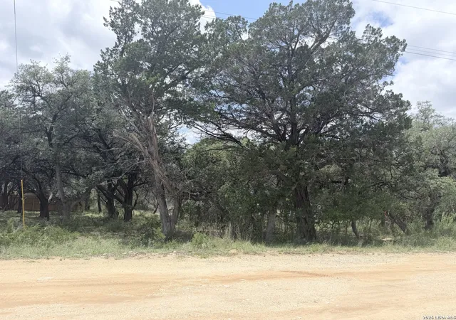 Photo 3 of Land for sale at Lot 670 Hillside, Bandera, TX 78003 | MLS# 1973609 | Listing updated on 2026-06-18