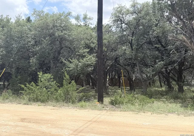 4th image of Lot 670 Hillside, Bandera, TX 78003 | MLS# 1973609