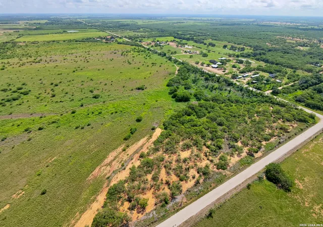 Homes for sale in Jourdanton, TX | Tbd County Road 302, Jourdanton, TX 78026 | MLS# 1973626