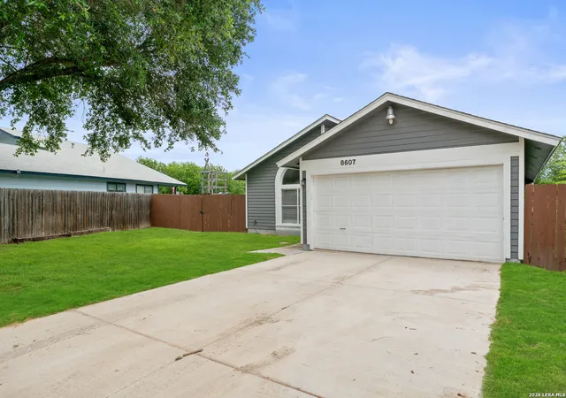 Photo 2 of Single family home for sale at 8607 Ridge Mile Dr, San Antonio, TX 78239 | MLS# 1973656 | Listing updated on 2026-09-09