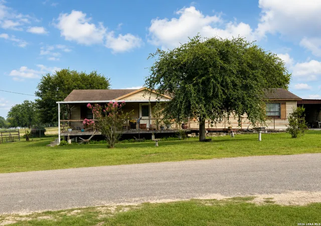 Photo 1 of Single family home for sale at 167 Ranch Country Dr, La Vernia, TX 78121 | MLS# 1973683 | Listing updated on 2026-07-28