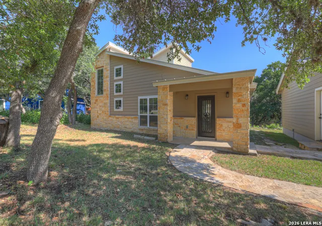 Photo 3 of Sale Pending at 3055 Lakeview, Canyon Lake, TX 78133 | MLS# 1973699 | Listing updated on 2026-09-08