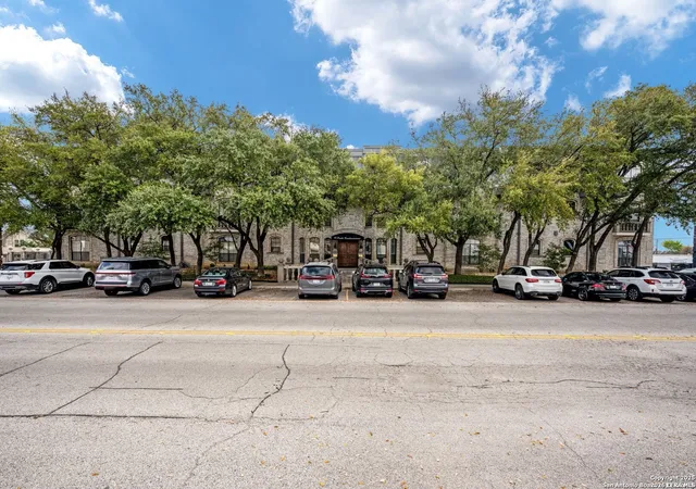 Homes for sale in San Antonio, TX | 100 W El Prado Dr #112, San Antonio, TX 78212 | MLS# 1973719