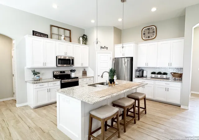 Photo 1 of Single family home for sale at 1683 Vista View, Pleasanton, TX 78064 | MLS# 1973774 | Listing updated on 2026-09-11