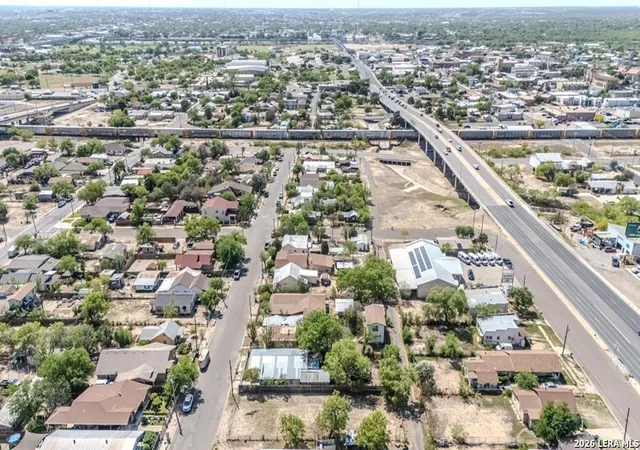 16th image of 1365 Bryan St, Eagle Pass, TX 78852 | MLS# 1979156
