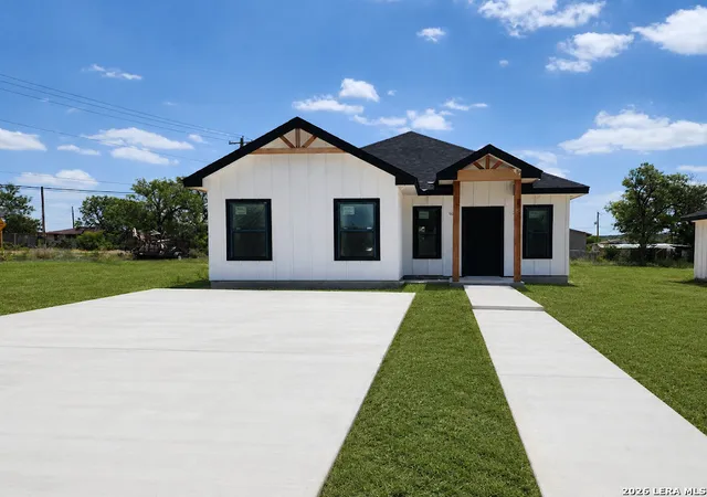 Photo 1 of Single family home for sale at 2786 Rodriguez St #N/A, Eagle Pass, TX 78852 | MLS# 1979448 | Listing updated on 2026-07-28