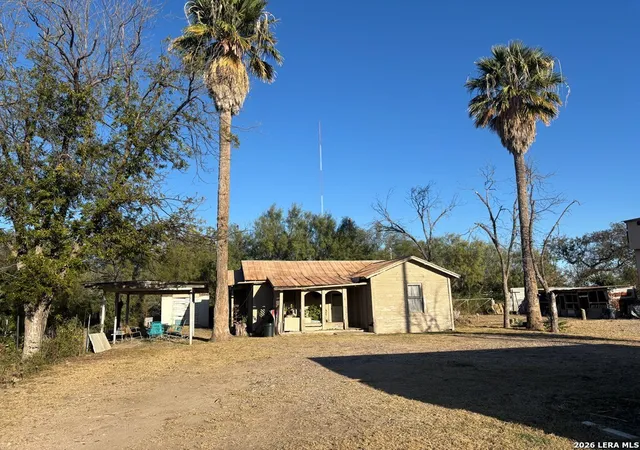 Photo 2 of Single family home for sale at 20214 N Us Hwy 277, Quemado, TX 78877 | MLS# 1980722 | Listing updated on 2026-08-15