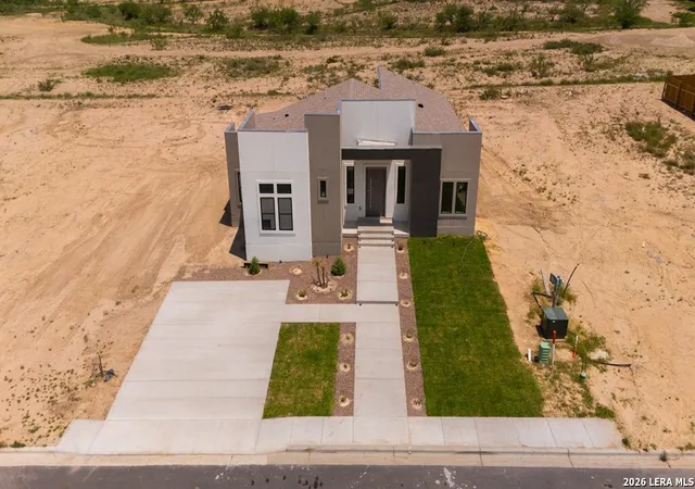 Photo 3 of Single family home for sale at 825 Ceniza Dr, Eagle Pass, TX 78852 | MLS# 1981046 | Listing updated on 2026-08-10
