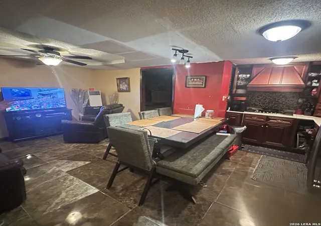 8th image of 1001 Arlington St, Eagle Pass, TX 78852 | MLS# 1981076