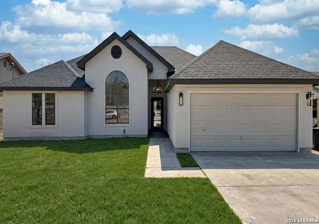 Photo 1 of Single family home for sale at 2970 Chapultepec Dr, Eagle Pass, TX 78852 | MLS# 1981154 | Listing updated on 2026-08-17
