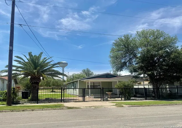 Photo 1 of Single family home for sale at 2014 King Arthur #N/A, Eagle Pass, TX 78852 | MLS# 1981257 | Listing updated on 2026-08-02