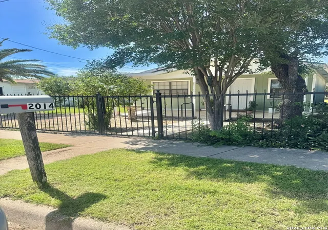 Photo 2 of Single family home for sale at 2014 King Arthur #N/A, Eagle Pass, TX 78852 | MLS# 1981257 | Listing updated on 2026-08-02