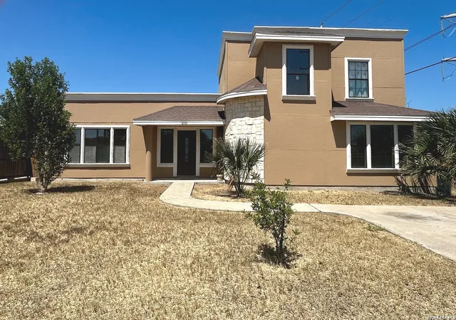 Photo 1 of Single family home for sale at 2101 Pershing Cir, Eagle Pass, TX 78852 | MLS# 1981285 | Listing updated on 2026-08-03