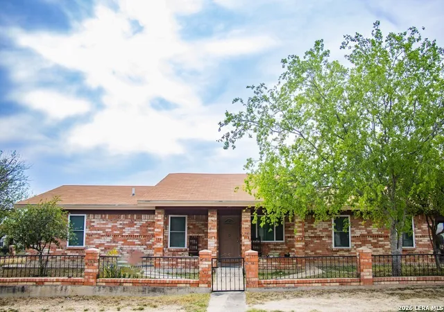 Photo 2 of Sale Pending at 2991 Big Lake, Eagle Pass, TX 78852 | MLS# 1981341 | Listing updated on 2026-07-29