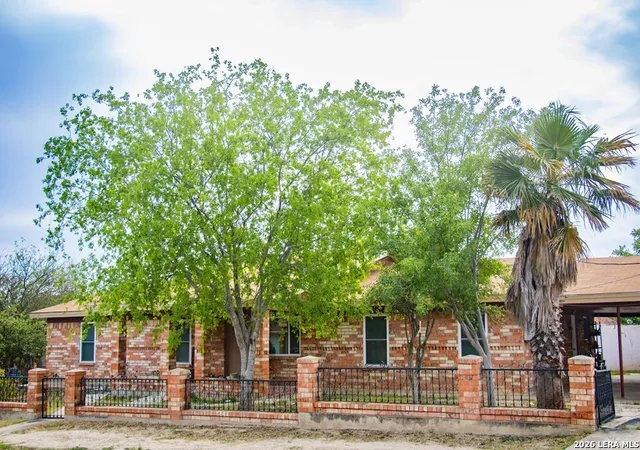 Photo 3 of Sale Pending at 2991 Big Lake, Eagle Pass, TX 78852 | MLS# 1981341 | Listing updated on 2026-07-29