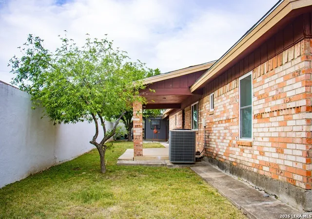 Photo 4 of Sale Pending at 2991 Big Lake, Eagle Pass, TX 78852 | MLS# 1981341 | Listing updated on 2026-07-29