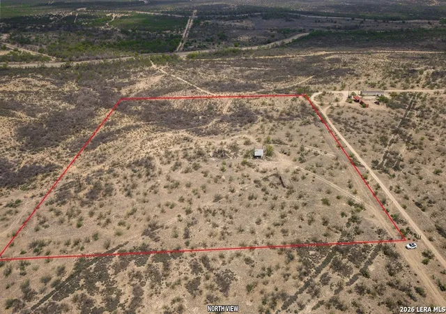 5th image of 801 Private Rd 303, Eagle Pass, TX 78852 | MLS# 1981349