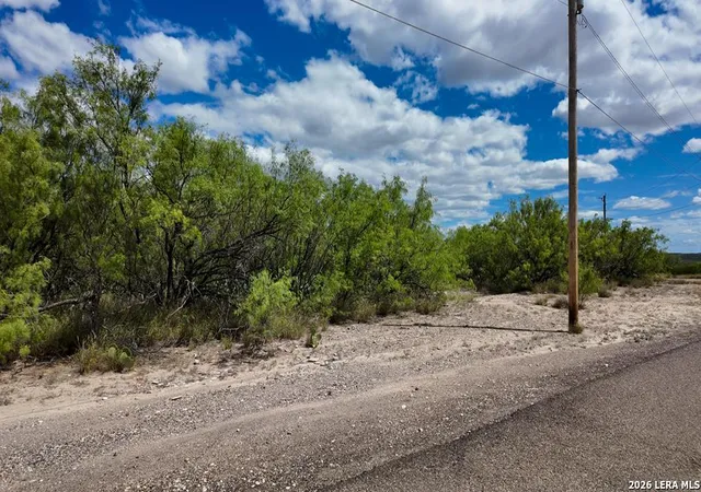 1st image of 32 Borjon Dr, Eagle Pass, TX 78852 | MLS# 1981473
