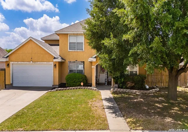 Photo 3 of Single family home for sale at 1545 Rockhill Dr, Eagle Pass, TX 78852 | MLS# 1981490 | Listing updated on 2026-07-31