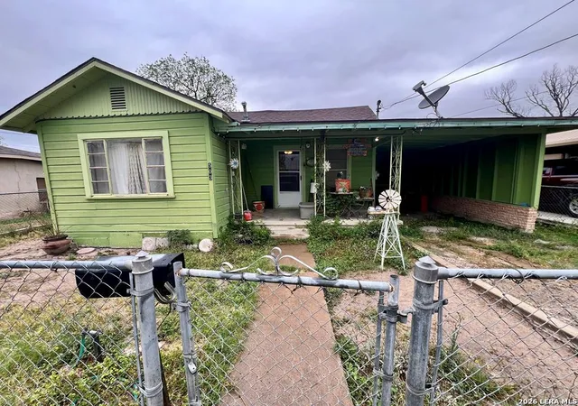 Photo 1 of Single family home for sale at 503 503 W Morin, Del Rio, TX 78840 | MLS# 1981528 | Listing updated on 2026-09-13