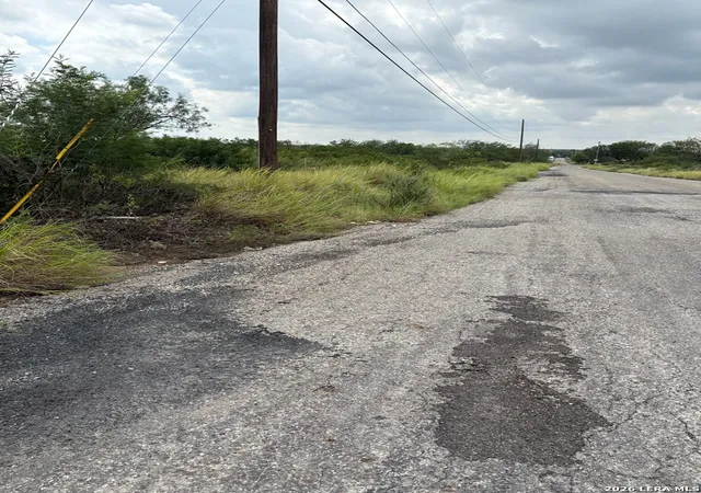 3rd image of 352 Lisa Blvd, Eagle Pass, TX 78852 | MLS# 1981600