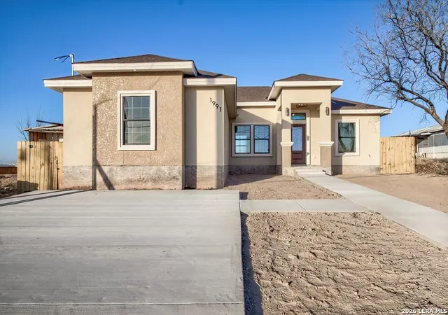 Photo 1 of Single family home for sale at 1991 Vista Bonita, Eagle Pass, TX 78852 | MLS# 1981648 | Listing updated on 2026-09-10