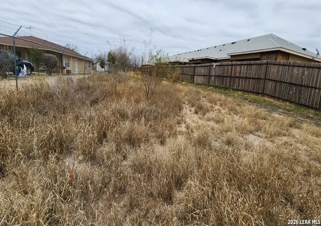 Photo 2 of Land for sale at 186 Quail Valley Dr, Eagle Pass, TX 78852 | MLS# 1982028 | Listing updated on 2026-08-31