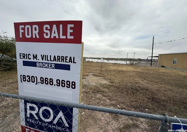 4th image of 2399 Main St, Eagle Pass, TX 78852 | MLS# 1982033