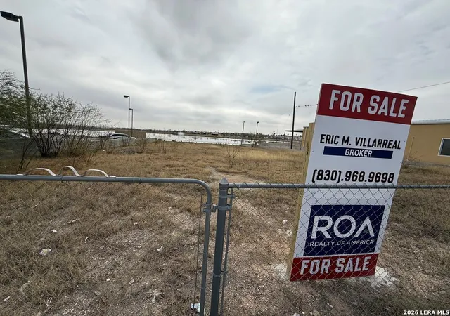 5th image of 2399 Main St, Eagle Pass, TX 78852 | MLS# 1982033