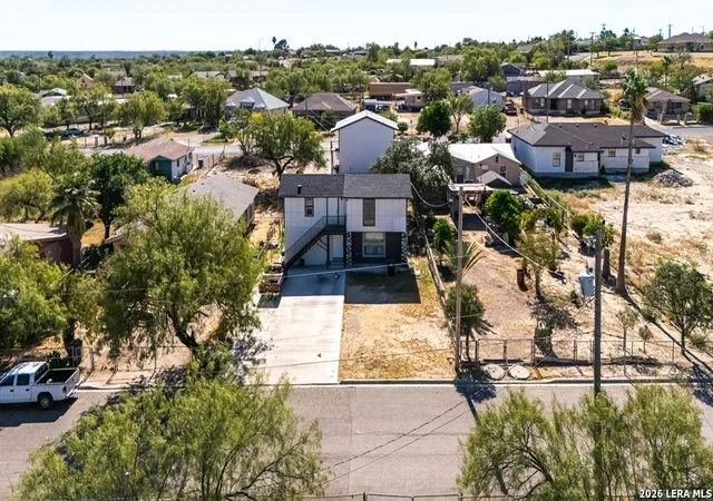 Photo 3 of Multi family home for sale at 826 Calle Frente, Eagle Pass, TX 78852 | MLS# 1982656 | Listing updated on 2026-07-24