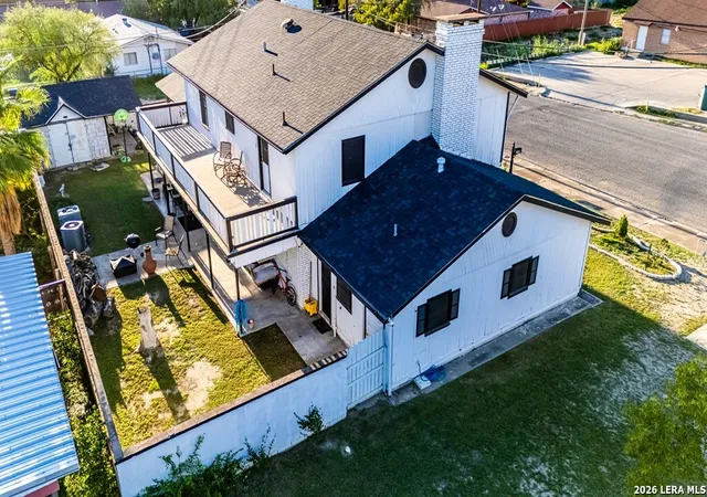 Photo 3 of Single family home for sale at 2199 Hillcrest Blvd, Eagle Pass, TX 78852 | MLS# 1983414 | Listing updated on 2026-08-29