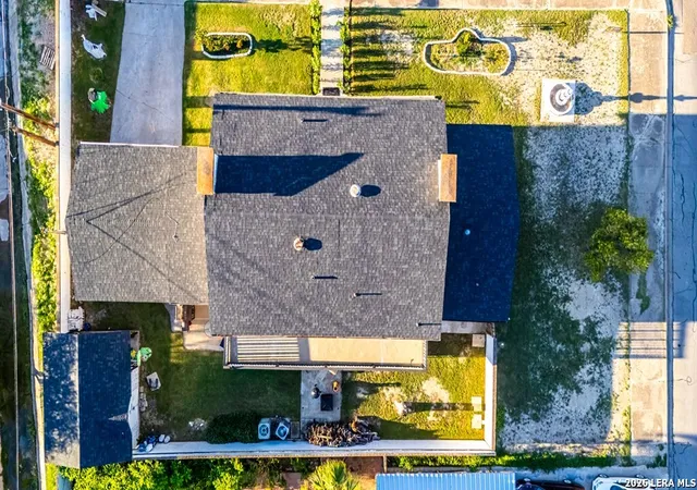 Photo 3 of Single family home for sale at 2199 Hillcrest Blvd, Eagle Pass, TX 78852 | MLS# 1983414 | Listing updated on 2026-08-29