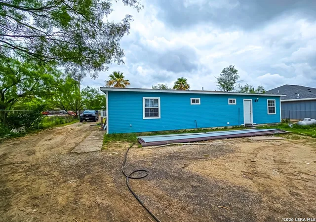 Photo 3 of Single family home for sale at 3879 Cross Creek Dr #N/A, Eagle Pass, TX 78852 | MLS# 1983558 | Listing updated on 2026-07-31