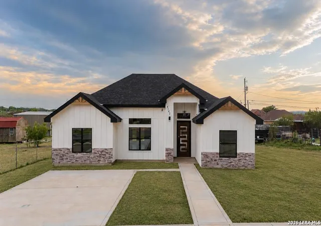 Photo 1 of Sale Pending at 4142 Buck Dr, Eagle Pass, TX 78852 | MLS# 1984885 | Listing updated on 2026-08-13