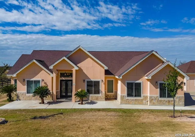 Photo 3 of Single family home for sale at 1182 Wagon Wheel Road, Eagle Pass, TX 78852 | MLS# 1984915 | Listing updated on 2026-09-15