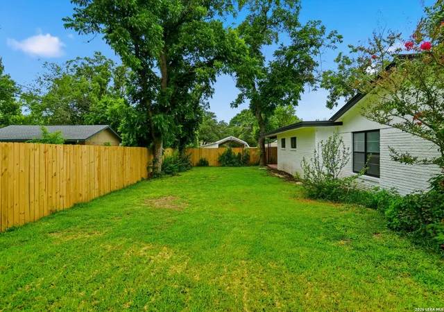 35th image of 742 Winfield Cir, Windcrest, TX 78239 | MLS# 1990015