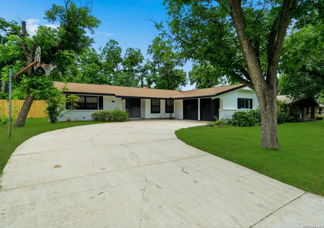 4th image of 742 Winfield Cir, Windcrest, TX 78239 | MLS# 1990015