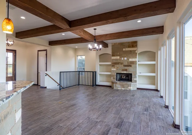Photo 4 of Single family home for sale at 86 Hannah Ln, Boerne, TX 78006 | MLS# 1990040 | Listing updated on 2026-06-19
