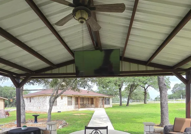 52nd image of 105 Whispering Oaks Dr, Adkins, TX 78101 | MLS# 1990204