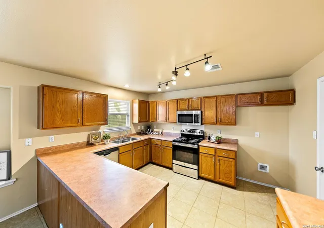 3rd image of 626 Coral Harbor, San Antonio, TX 78251 | MLS# 1990229