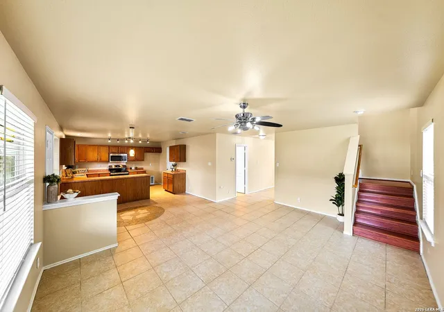 5th image of 626 Coral Harbor, San Antonio, TX 78251 | MLS# 1990229