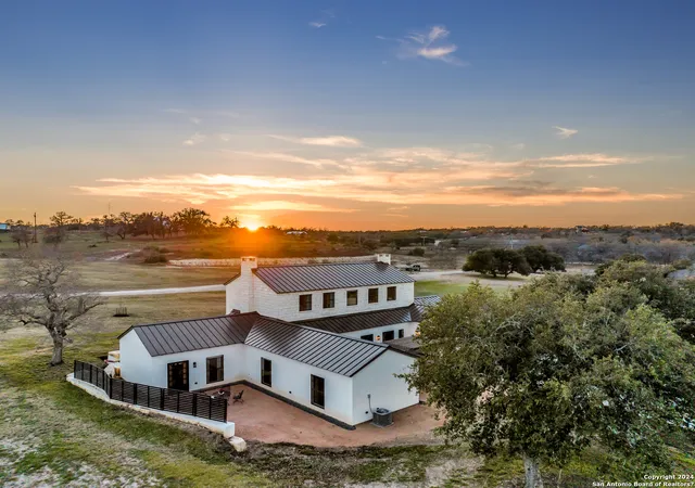 35th image of 130 Overlook Dr, Fredericksburg, TX 78624 | MLS# 1990260
