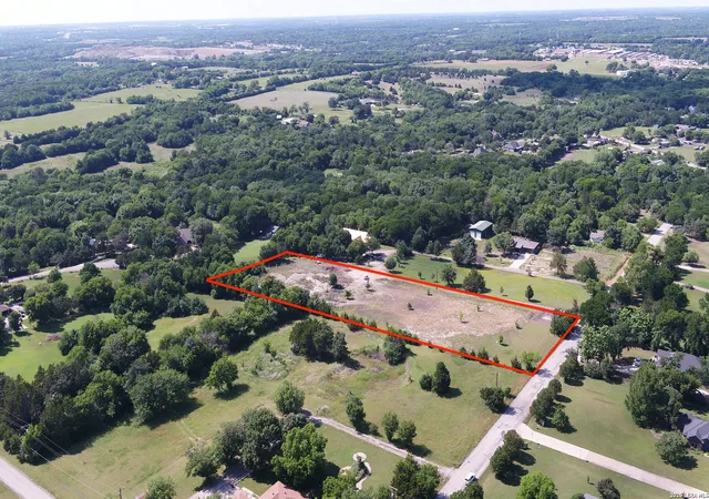 Photo 2 of Land for sale at 920 S Bridgefarmer Rd, Mckinney, TX 75069 | MLS# 1990278 | Listing updated on 2026-08-15