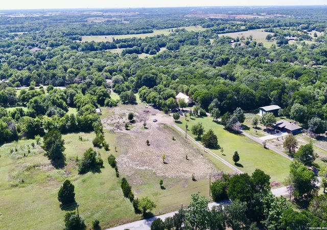 Photo 4 of Land for sale at 920 S Bridgefarmer Rd, Mckinney, TX 75069 | MLS# 1990278 | Listing updated on 2026-08-15