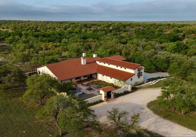 2nd image of 862 Grape Creek Road, Fredericksburg, TX 78624 | MLS# 1990294